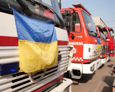 Криворізькі рятувальники отримали ще вісім сучасних пожежних машин