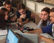 Ребята из Кривого Рога приняли участие в Hack for Locals в Харькове (фото)