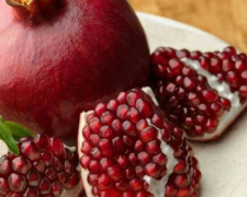 Жителей Днепропетровской области чуть не отравили полезными плодами с опасными личинками