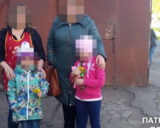 Патрульные Кривого Рога нашли и вернули отцу ребенка, который ушел из детского сада (ФОТО)