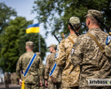 В Україні планують відмовитися від призову: чим замінять строкову службу