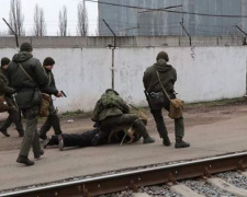 Неудачный побег: рядом со станцией Кривой Рог-Главный гвардейцы изловили преступника (фото)