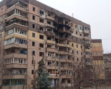 У Кривому Розі росіяни зруйнували житлову дев&#039;ятиповерхівку: у міськраді виділили кошти на її відновлення
