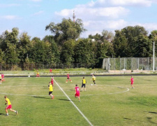 Криворожские команды вышли в 1/4 финала Кубка области по футболу