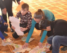 У Кривому Розі граючи в туристичний квест, діти вчаться вирішувати екологічні проблеми (фото)