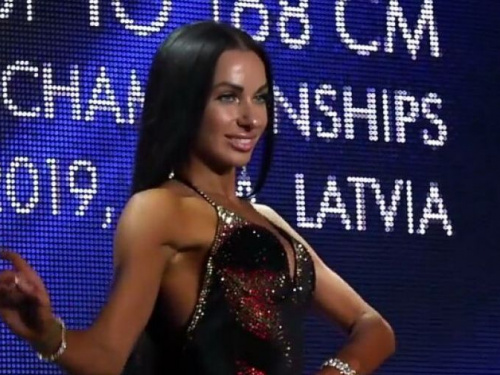 Криворожанка заняла шестое место на чемпионате Европы среди фит-моделей (фото)