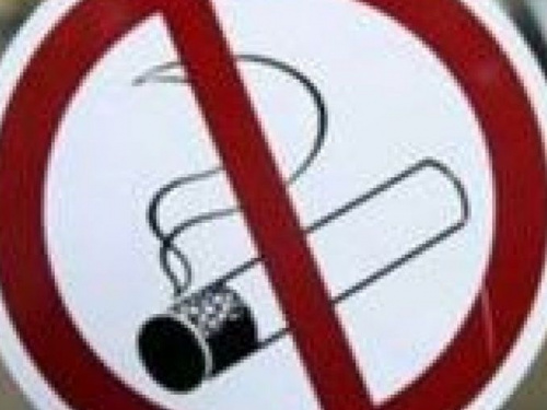 Курение в общественных местах: на криворожан с начала года составили 608 админпротоколов