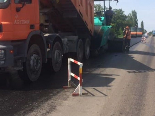 На трассе Николаев-Кривой Рог продолжается ремонт дороги