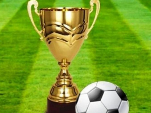 Криворожская футбольная команда стала серебряным призером чемпионата области (фото)