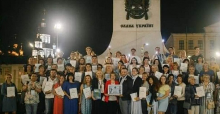В Украине установлен новый рекорд в котором приняли участие и учителя из Кривого Рога (фото)