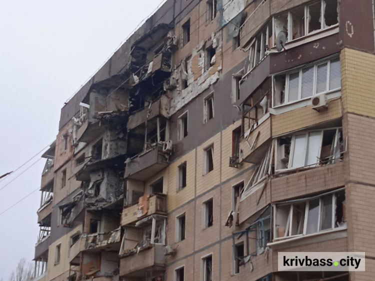 Пів сотні поранених, 400 зруйнованих квартир, 25 пошкоджених багатоповерхівок: у Кривому Розі підраховують збитки від ракетної атаки росіян