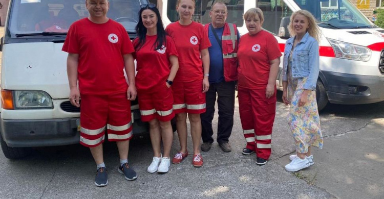 Криворізька організація Червоного Хреста надає допомогу постраждалим громадам