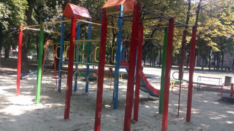 В Кривом Роге появилось новое игровое пространство для детей (ФОТО)