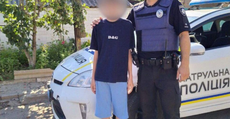 Криворожские патрульные задержали мужчину, который отобрал велосипед у 12-летнего мальчика (фото)