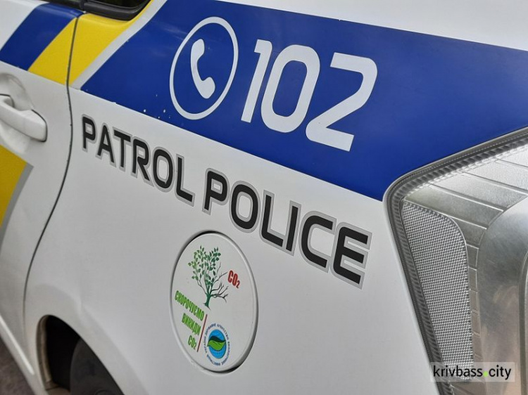 У Покровському районі поліцейський охорони затримав крадія