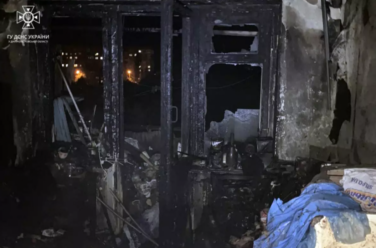 Пожежа, яка забрала життя жінки: у Центрально-Міському районі вогонь охопив квартиру у п’ятиповерхівці