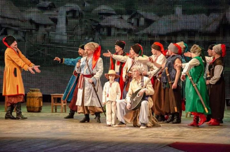 В Кривом Роге ко дню рождения великого поэта состоялась премьера спектакля "Кобзарева Дума" (фото)