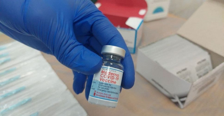 Чи будуть працювати криворізькі Центри вакцинації на свята?