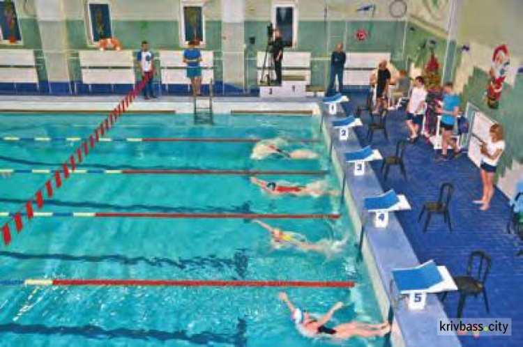 В Кривом Роге уже совсем скоро обновленный бассейн встретит своих спортсменов