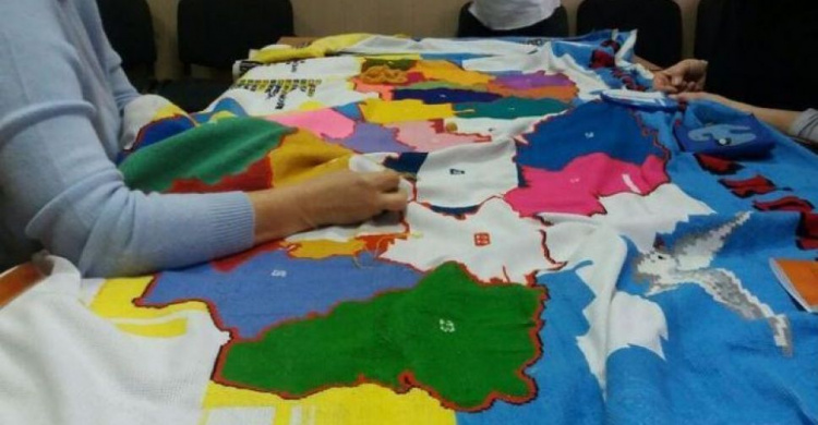 «Україна моя вишивана»: в Кривом Роге прошла патриотическая акция (ФОТО)