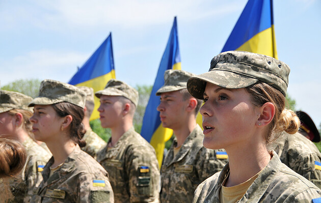 Верховна Рада прийняла закон про добровільний порядок взяття жінок на військовий облік